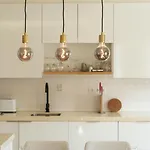 Flat W/ Balcony & Workspace By Hostwise * Лиссабон