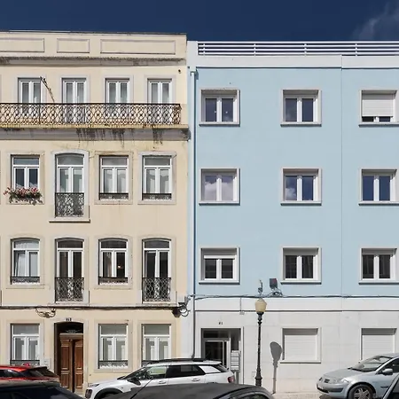 Apartment Hostwise - Flat W/ Balcony & Workspace Lisbon