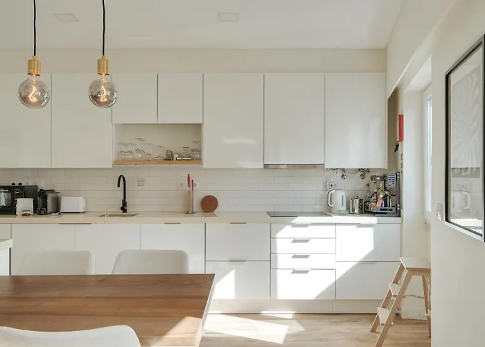 Flat W/ Balcony & Workspace By Hostwise Apartment Lisbon